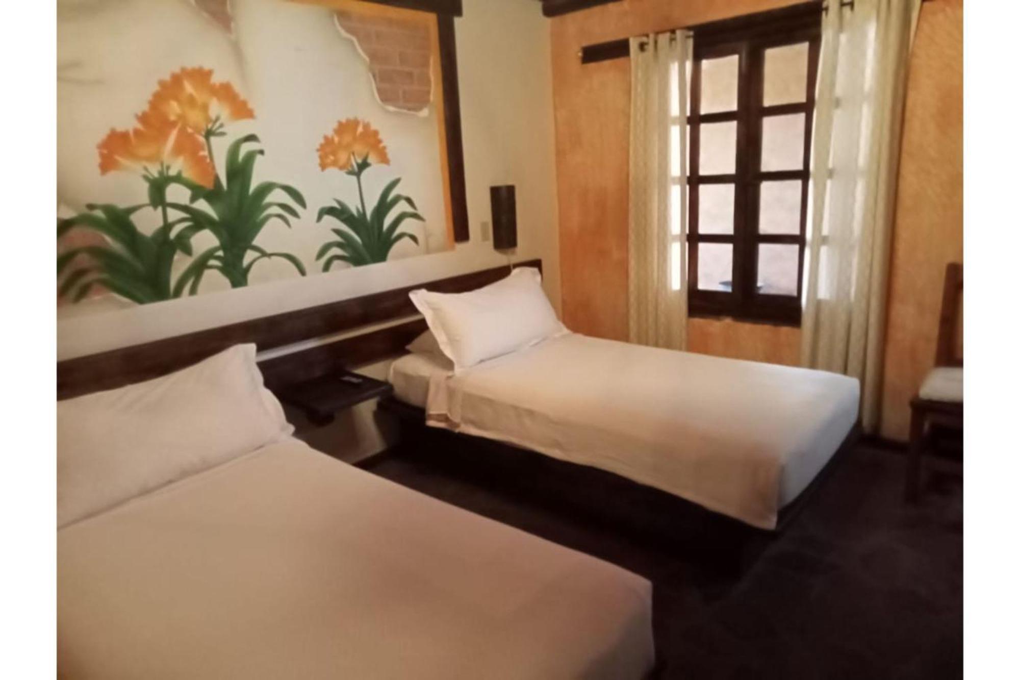 Hotel Boutique Posada De Las Flores Loreto Loreto  Exterior photo